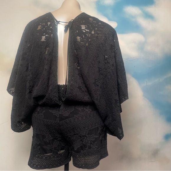 Bebe Sydney lace romper - Picture 7 of 8